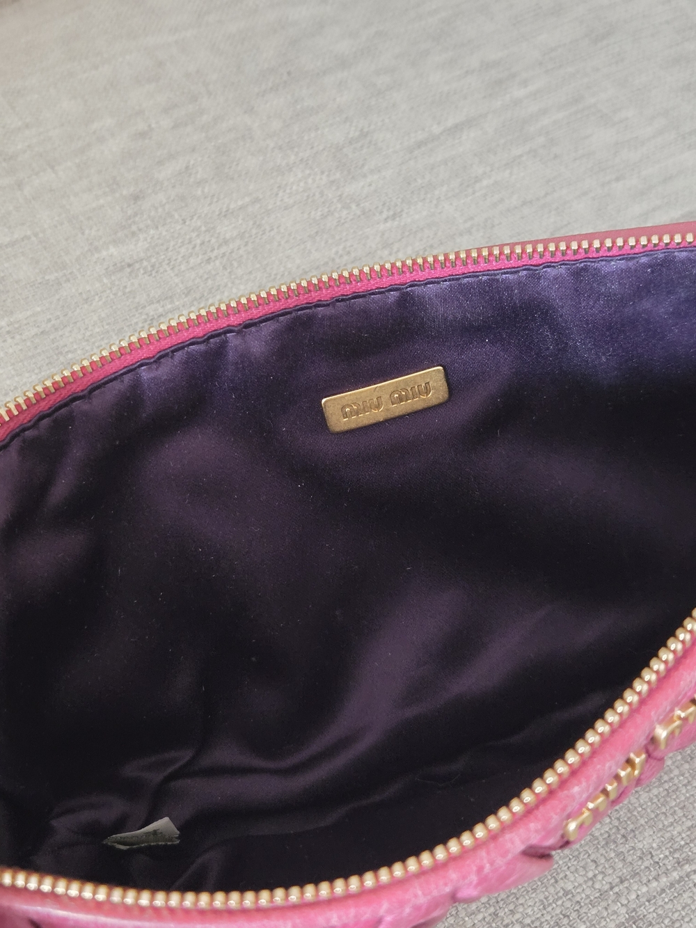 Miu miu clutch bag purse wallet miumiu vuitton chanel prada - Picture 9 of 12